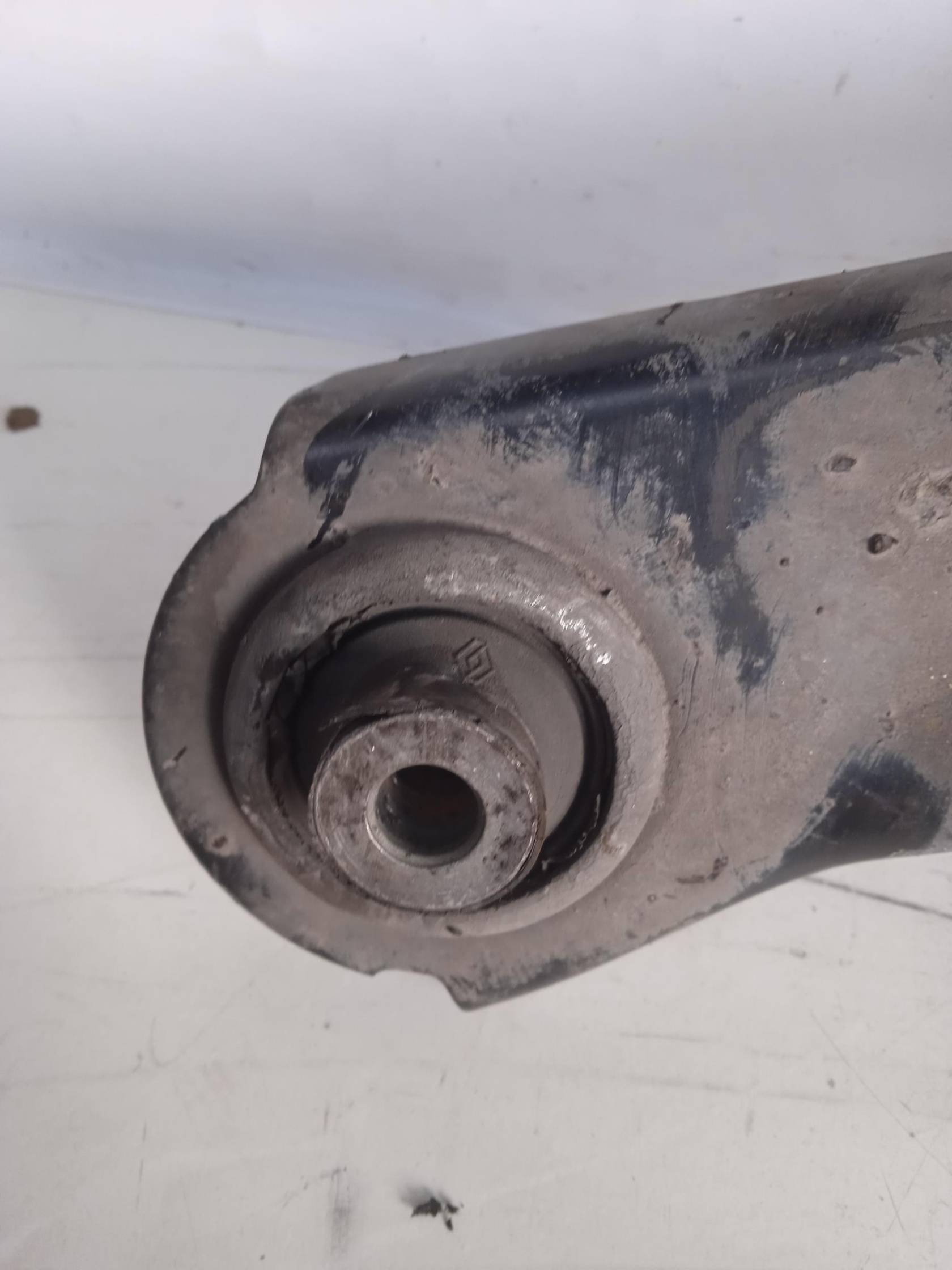 Braccio oscillante sosp. ant. dx.